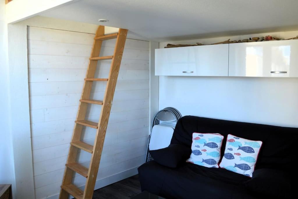 Le Joffre - Studio Sur La Digue En Centre Ville Arromanches-les-Bains Exteriör bild